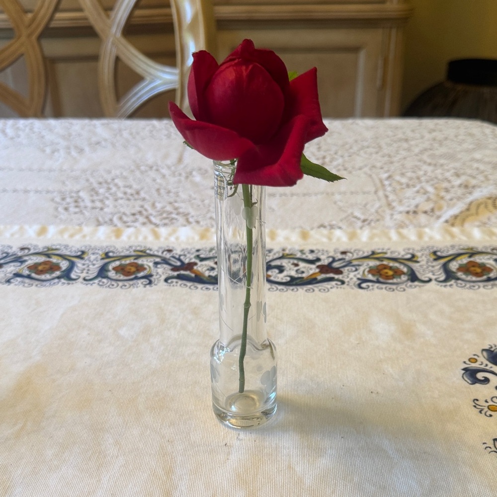 🌹 Eamon Glass; VINTAGE Beautiful Ireland Hand-Cut Crystal Etched Mini Vase 6”